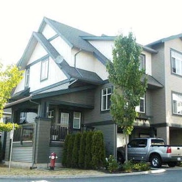 Photo 2 — click to view Veranda photo 2