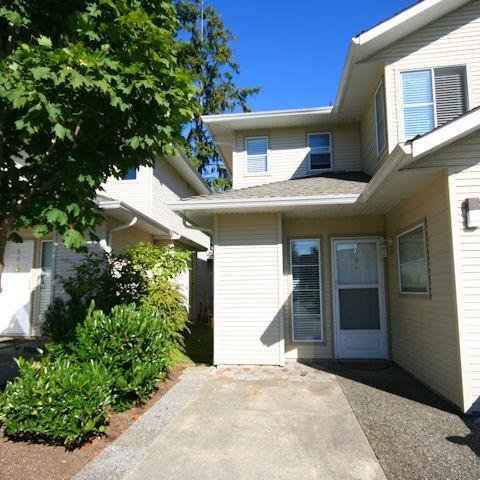 Maple Court photo 3