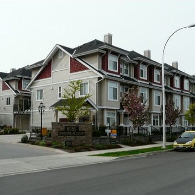 Springfield Court photo 4