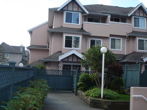 Village Del Mar
