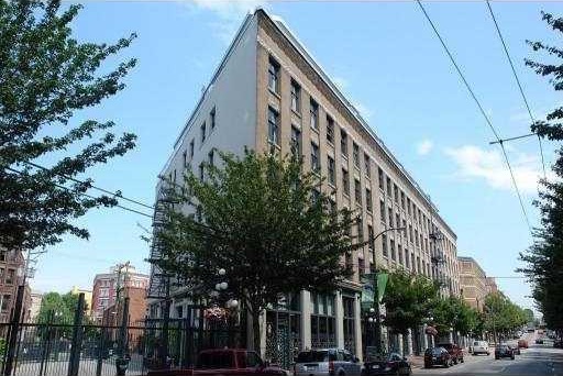 Koret Lofts