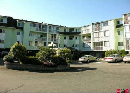 Photo 1 — click to view Fernwood Manor photo 1