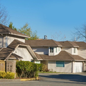 Photo 2 — click to view Chateau Wynd photo 2