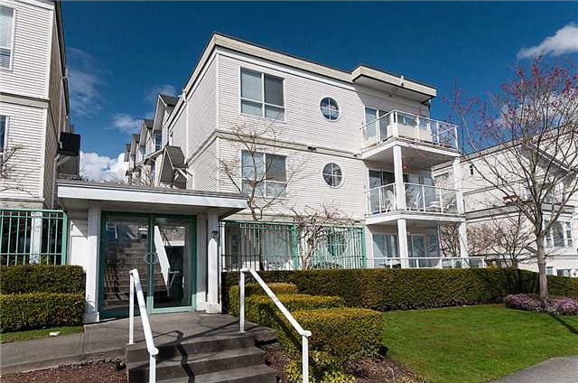 Photo 1 — click to view Riverside Gardens photo 1