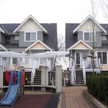 Maplewood Terrace photo 3