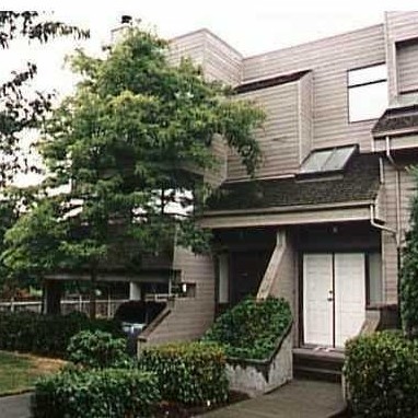 Photo 3 — click to view Richmond Terrace photo 3