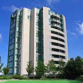 Richmond Towers photo 2