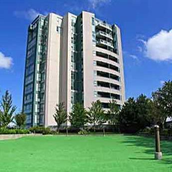 Richmond Towers photo 2