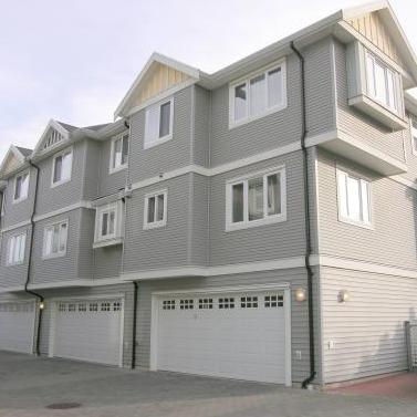 Photo 3 — click to view Mountain View Villas photo 3