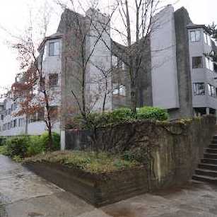 Brookside Court photo 3