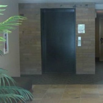 Photo 3 — click to view Strathmore Lane photo 3