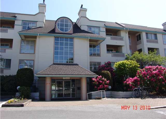 Photo 1 — click to view Carmel Pointe photo 1