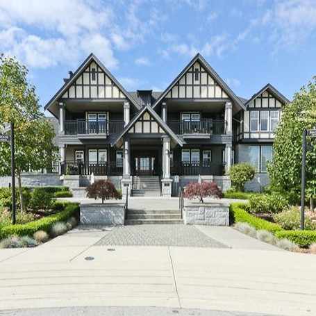 Oaklands photo 3