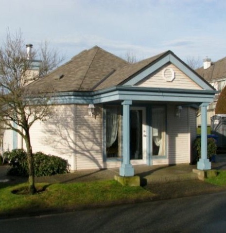 Photo 2 — click to view Fleetwood Gables photo 2