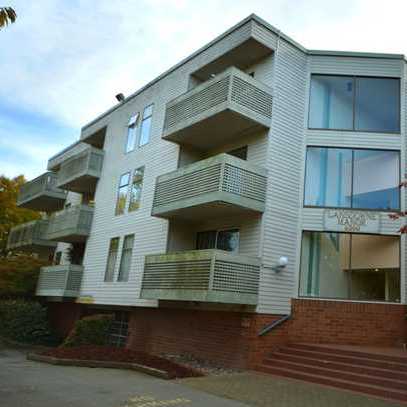 Lansdowne Manor photo 3