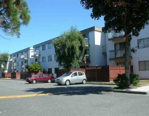 Photo 1 — click to view Sussex Square photo 1