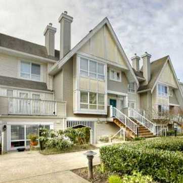 Photo 3 — click to view Tudor Grove photo 3
