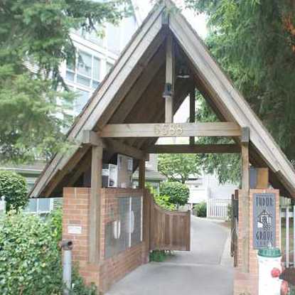 Photo 3 — click to view Tudor Grove photo 3