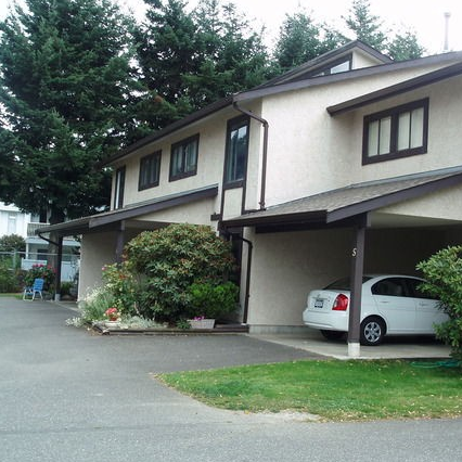 Photo 2 — click to view Rosewood Estates photo 2