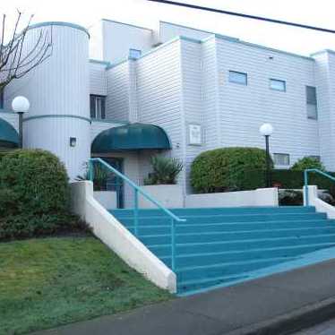 Photo 3 — click to view Highland Terrace photo 3