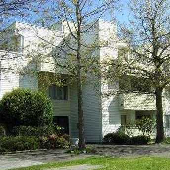 Oak Glen Terrace photo 2