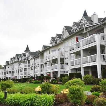 Riverhouse photo 4
