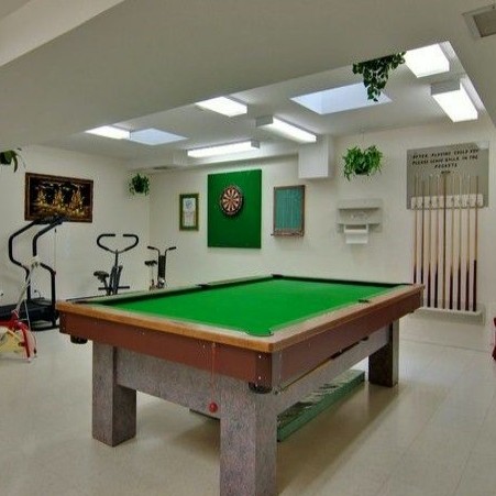 Photo 2 — click to view Windsor Place photo 2