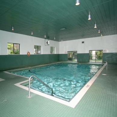 Lougheed Estates photo 4
