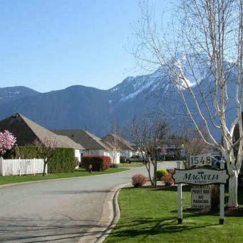 Magnolia Estates photo 2