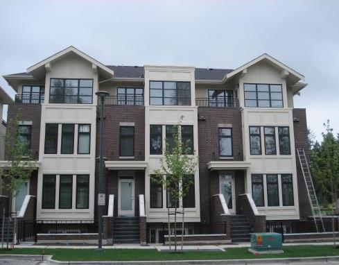 Crescent West photo 3