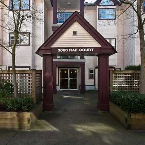Rae Court photo 3