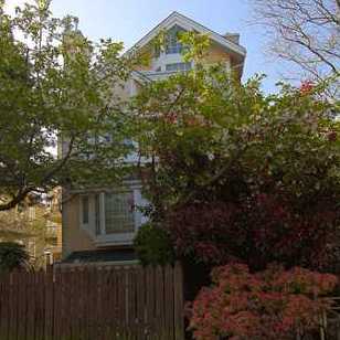 Magnolia Court photo 4