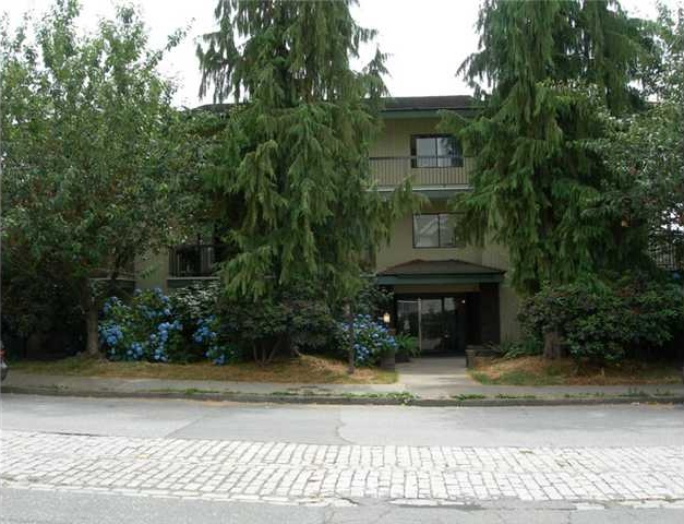 Photo 1 — click to view Frances Place photo 1