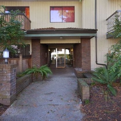 Photo 2 — click to view Frances Place photo 2