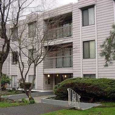 Broadhill Manor photo 2