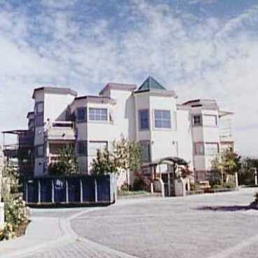 Governors Court