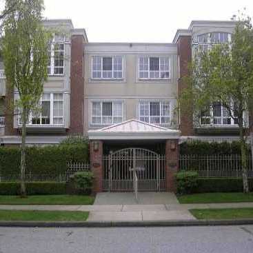 Oak Gardens