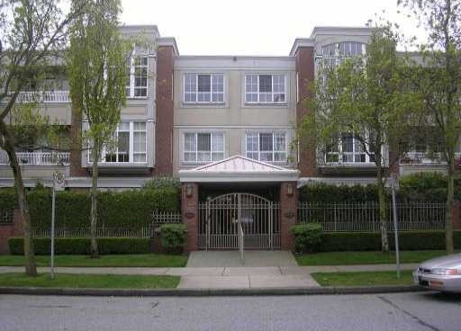 Oak Gardens