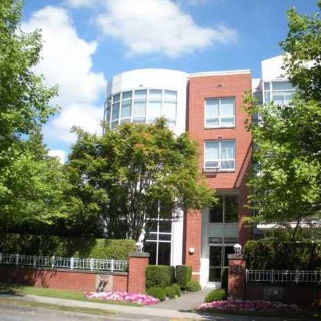 Fairchild Court photo 4
