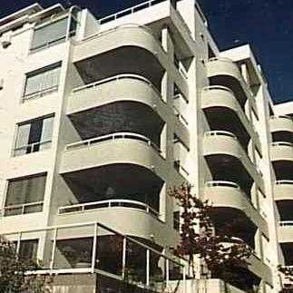 Julia Court photo 2