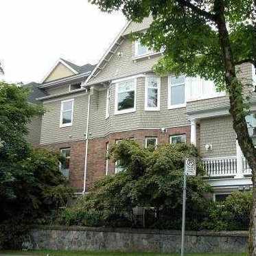 Bollert Place photo 4
