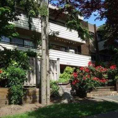Photo 3 — click to view Landmark Hudson photo 3
