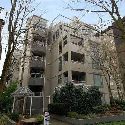 Kenwood Court photo 4