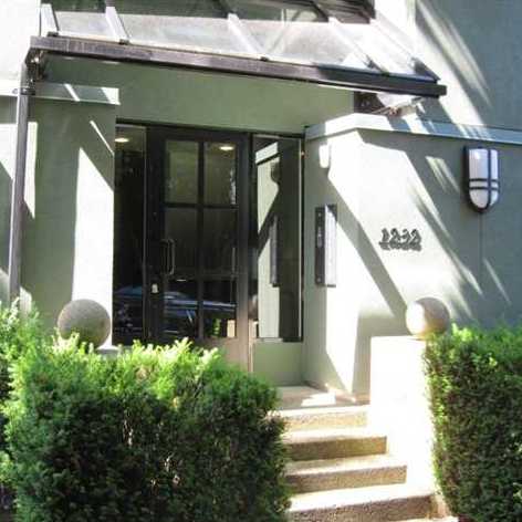 Harwood Terrace photo 2