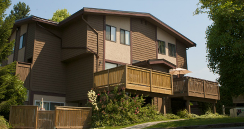 Photo 1 — click to view Highland Park photo 1