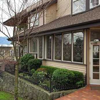Old Kits Townhomes photo 2
