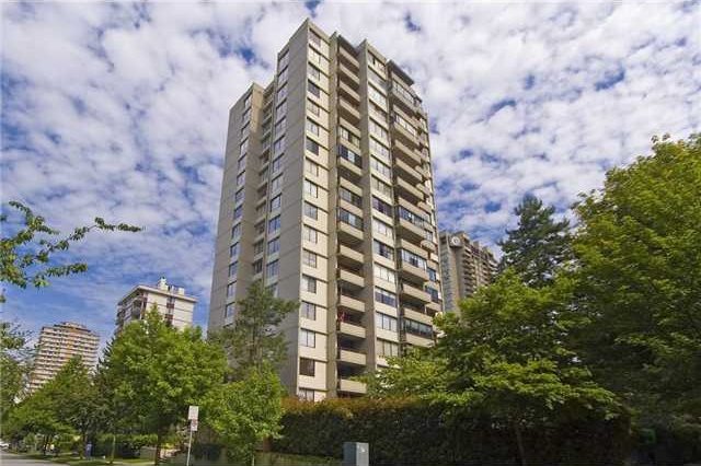 Photo 1 — click to view Stratford Place photo 1