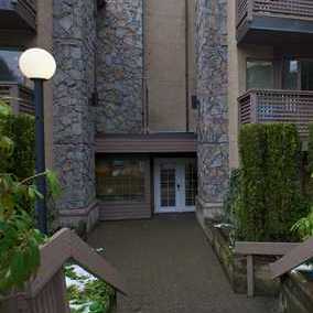 Kingston Gardens photo 4