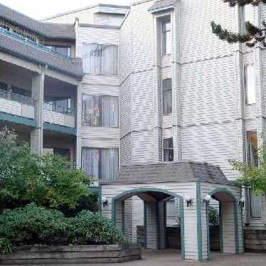 Photo 3 — click to view Glenborough photo 3
