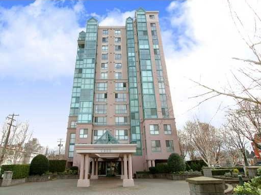 Photo 1 — click to view Shaughnessy Gate photo 1